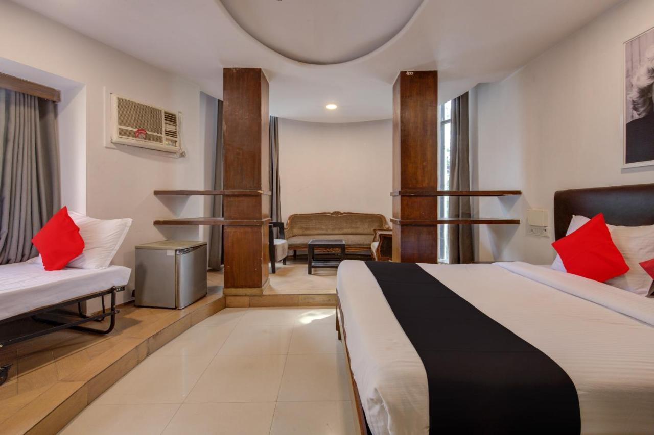 Capital O 77295 Hotel Bansidhar Bhuvan Мумбаи Экстерьер фото